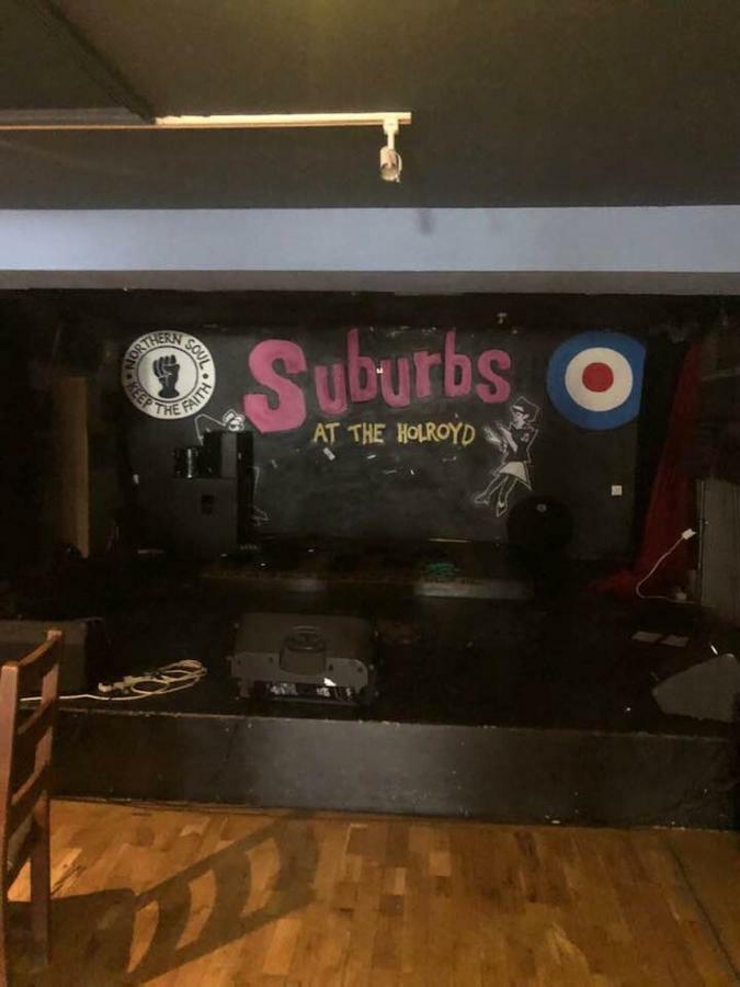 فندق جيلدفوردفي  The Holroyd Arms المظهر الخارجي الصورة